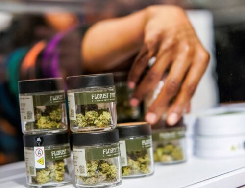 Illinois Expands Cannabis Retail Licenses to Enhance Social Equity